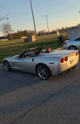 Chevrolet Corvette 3LT * LS2 * HEAD UP * BOSE * БЕЗ ИНЦИДЕНТИ * , снимка 11