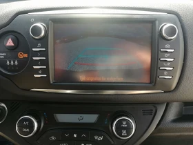 Toyota Yaris 1.5i kli navi kamera led, снимка 15