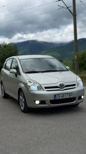 Toyota Corolla verso 1.8 VVT-i Газов инжекцион, снимка 6