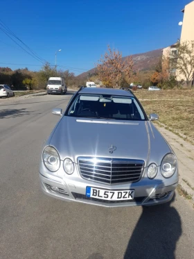 Mercedes-Benz E 220, снимка 1