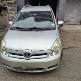 Toyota Corolla verso D4D, снимка 2