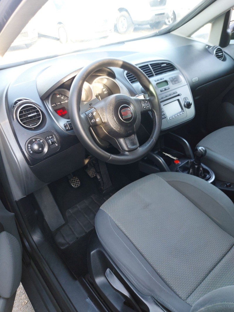 Seat Altea 1.9TDi, снимка 5 - Автомобили и джипове - 42250087