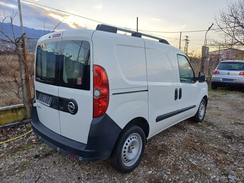 Opel Combo 1.3 CDTI !! EVRO 6 * * * GERMANIQ !!, снимка 11 - Автомобили и джипове - 47530593