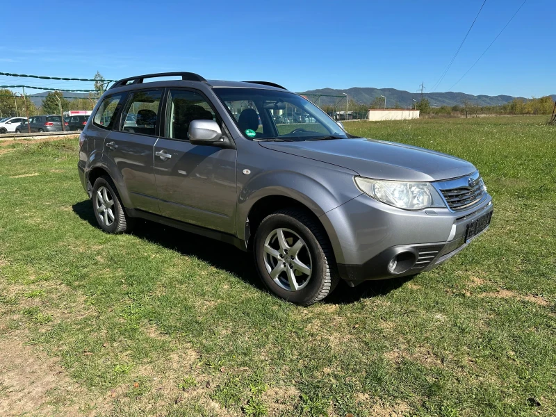 Subaru Forester 2.0 I 150kc euro5, снимка 1 - Автомобили и джипове - 47437737