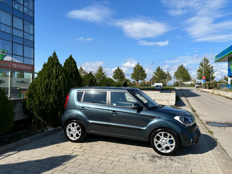 Kia Soul, снимка 2 - Автомобили и джипове - 48419756