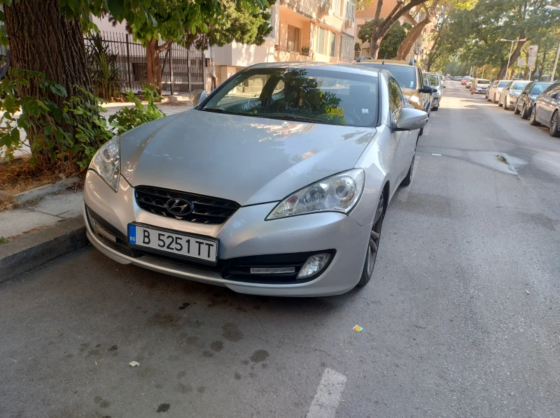 Hyundai Genesis 2T, снимка 8 - Автомобили и джипове - 48432700