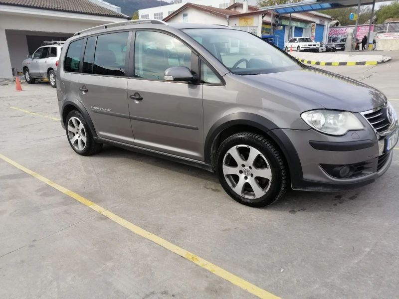 VW Touran CROSS 2.0 170HP, снимка 1 - Автомобили и джипове - 48757252