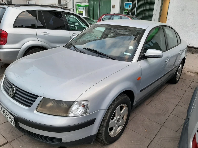 VW Passat 1.8 I b5, снимка 1 - Автомобили и джипове - 49580633