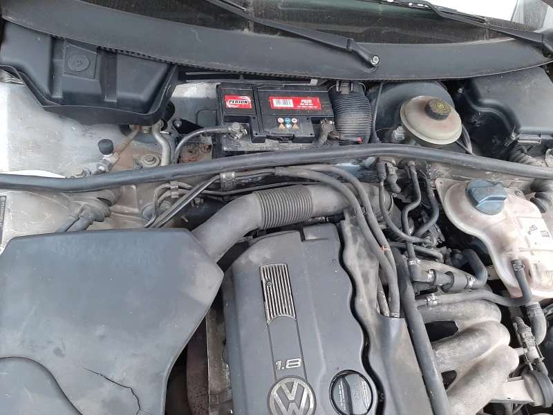 VW Passat 1.8 I b5, снимка 6 - Автомобили и джипове - 49580633