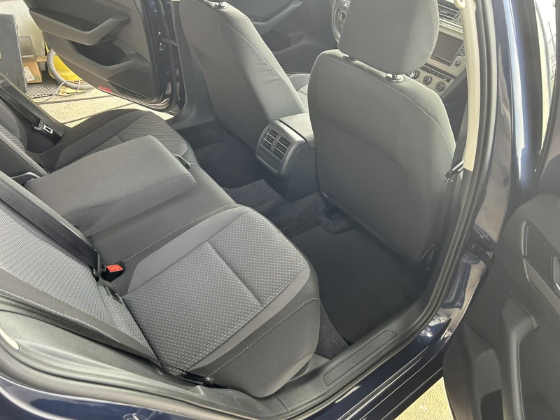 VW Passat TDI/BlueMotion/ТОП Състояние, снимка 12 - Автомобили и джипове - 50876550