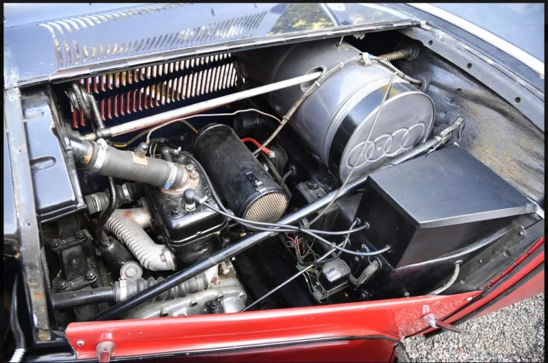 Dkw F102 F8 Meisterklasse, снимка 11 - Автомобили и джипове - 52095152