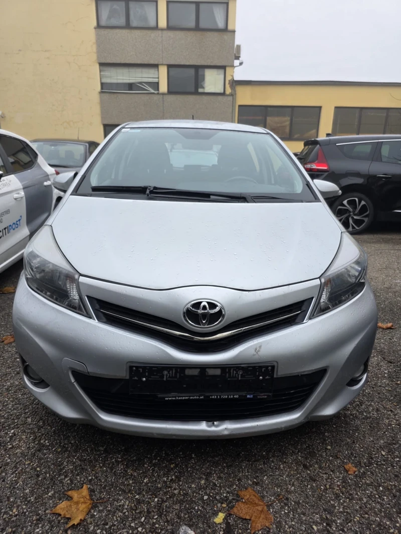 Toyota Yaris, снимка 2 - Автомобили и джипове - 53026371