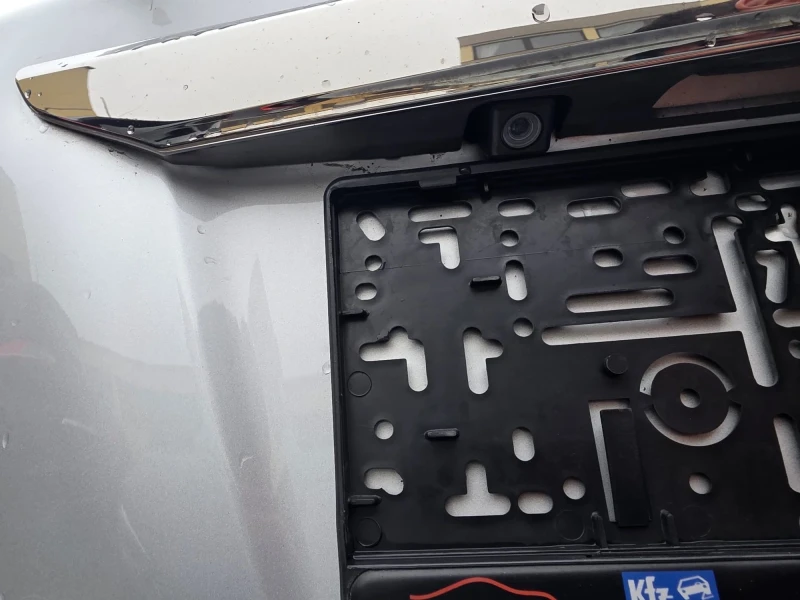 Toyota Yaris, снимка 11 - Автомобили и джипове - 53026371