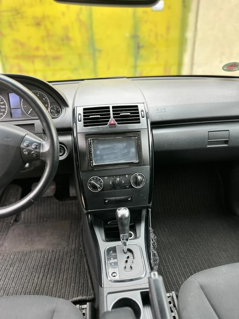 Mercedes-Benz A 170 W169, снимка 8 - Автомобили и джипове - 53222114