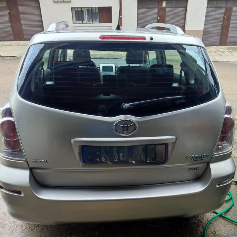 Toyota Corolla verso D4D, снимка 3 - Автомобили и джипове - 53279804