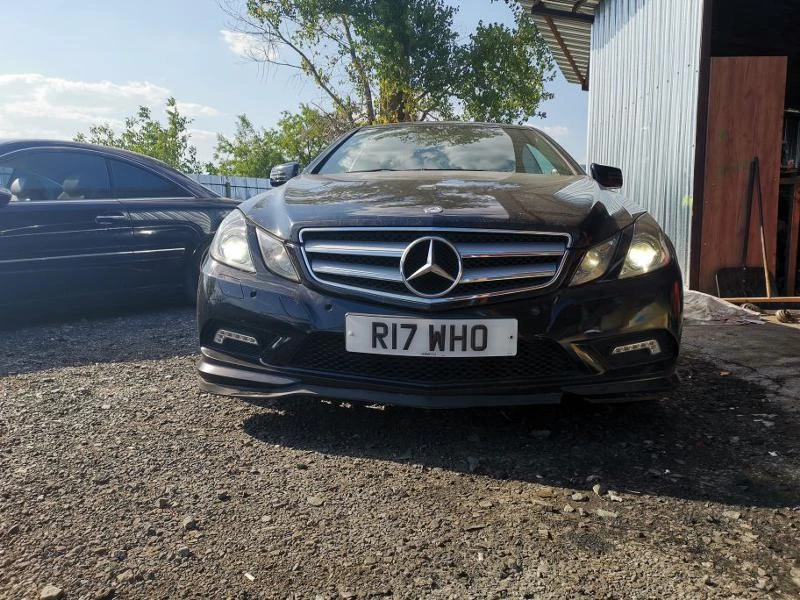 Mercedes-Benz E 220 207 купе на части 5 броя, снимка 13 - Автомобили и джипове - 26477469