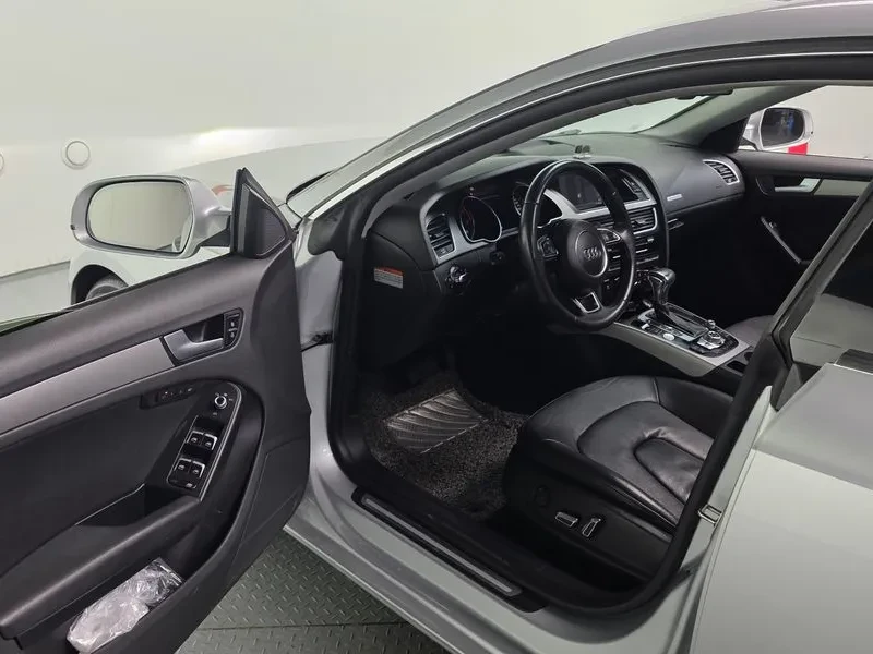 Audi A5, снимка 11 - Автомобили и джипове - 52571715