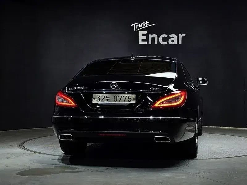 Mercedes-Benz CLS 350 * D * 4Matic* Navi* Camera* Keyless | Mobile.bg � ����������� 4