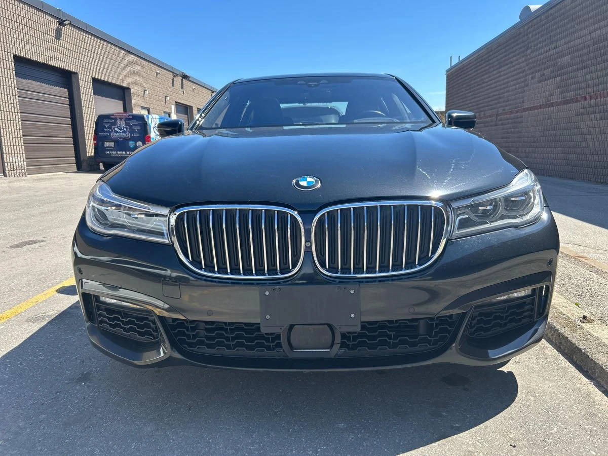 BMW 750 I xDrive* ЦЕНА ДО БЪЛГАРИЯ* (CARFAX) - изображение 2