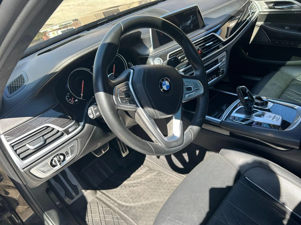 BMW 750 I xDrive* ЦЕНА ДО БЪЛГАРИЯ* (CARFAX) - изображение 7