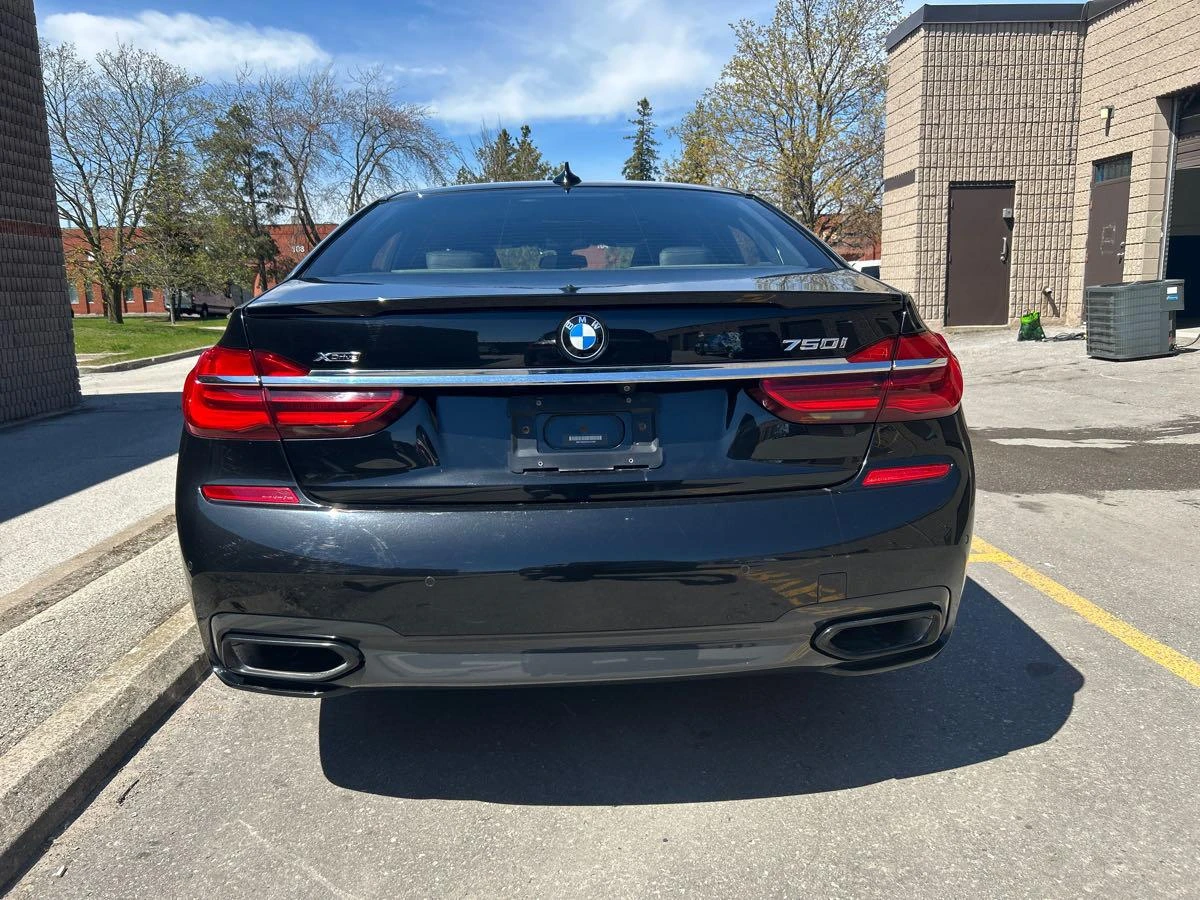 BMW 750 I xDrive* ЦЕНА ДО БЪЛГАРИЯ* (CARFAX) - изображение 4