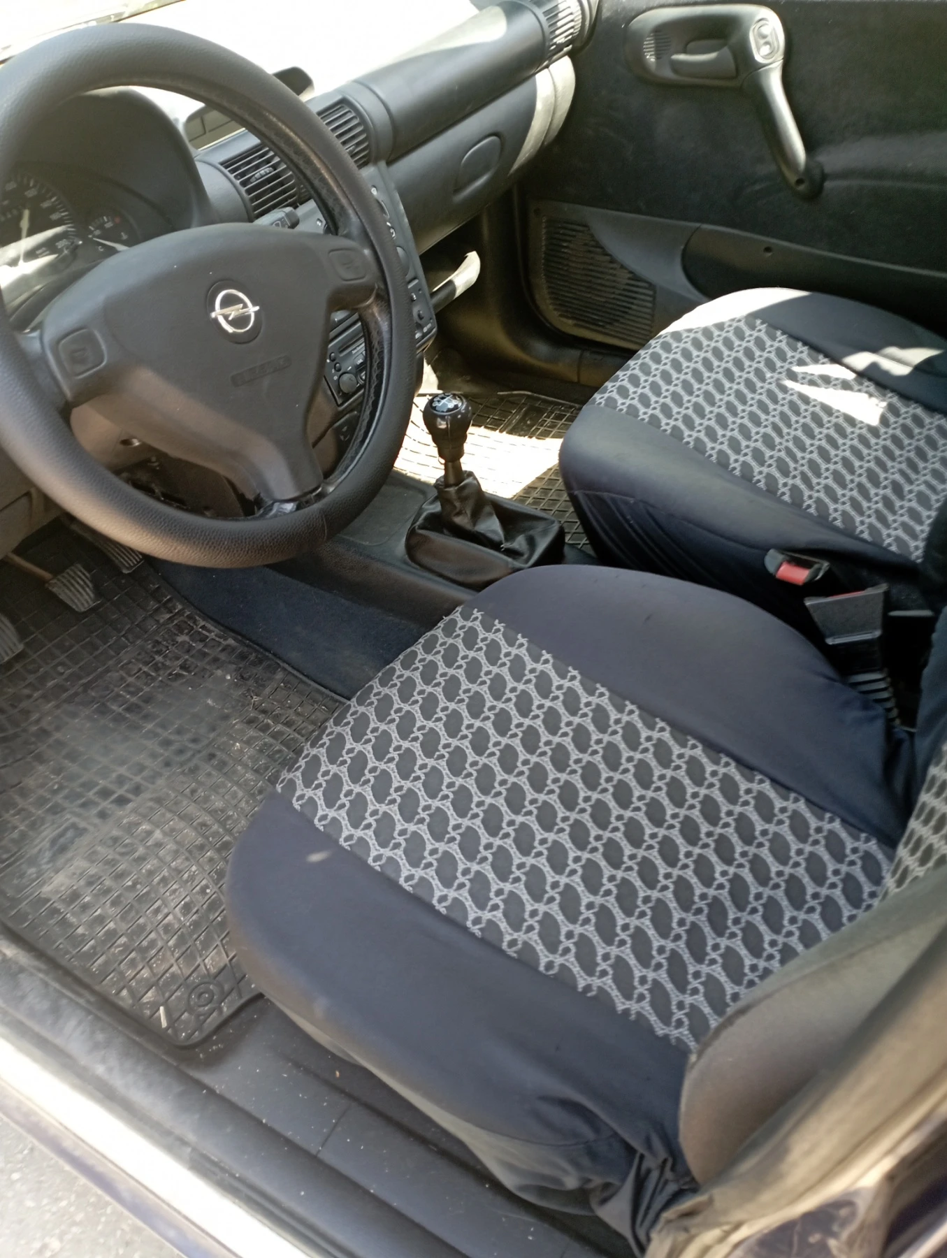 Opel Corsa  - изображение 5