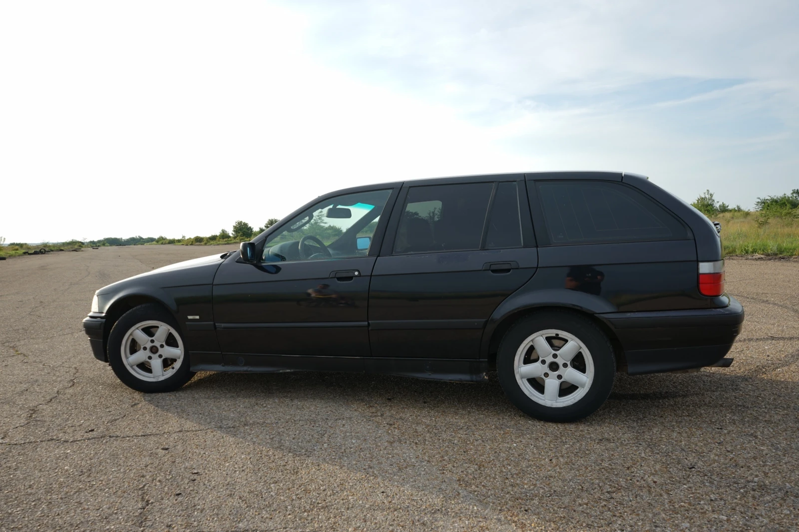 BMW 318 E36 Автоматик Газов инжекцион - изображение 4