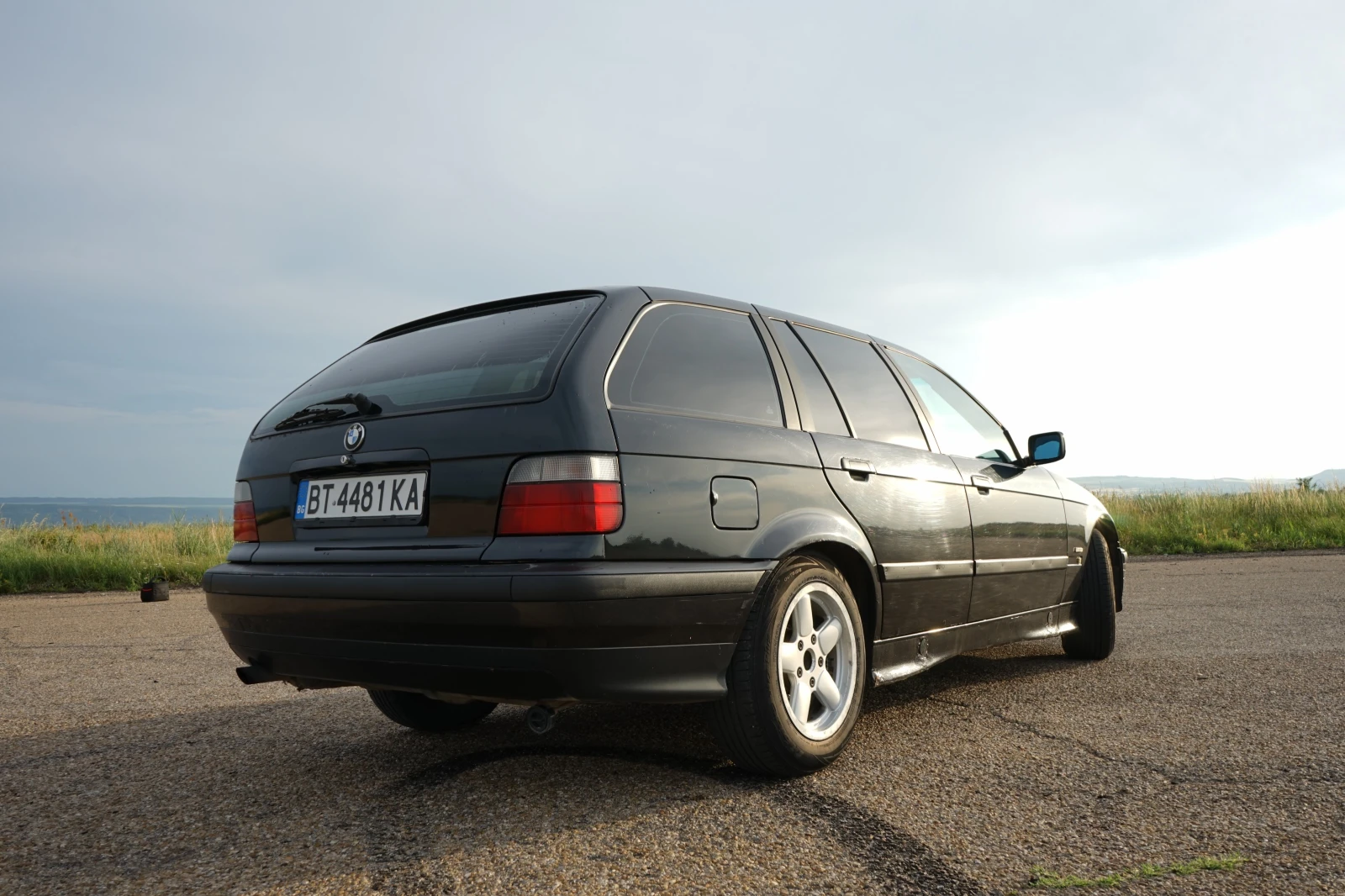 BMW 318 E36 Автоматик Газов инжекцион - изображение 3