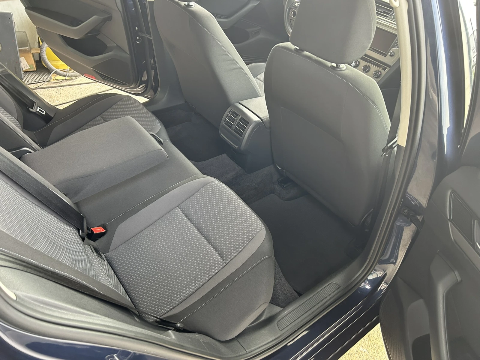 VW Passat TDI/BlueMotion/ТОП Състояние | Mobile.bg — изображение 12