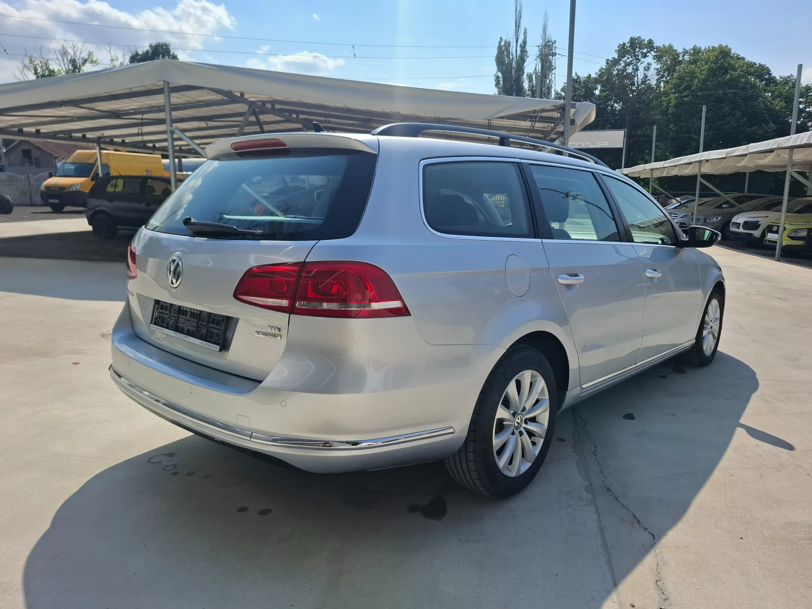 VW Passat 1.6 TDI Comfortline BlueMotion - изображение 5