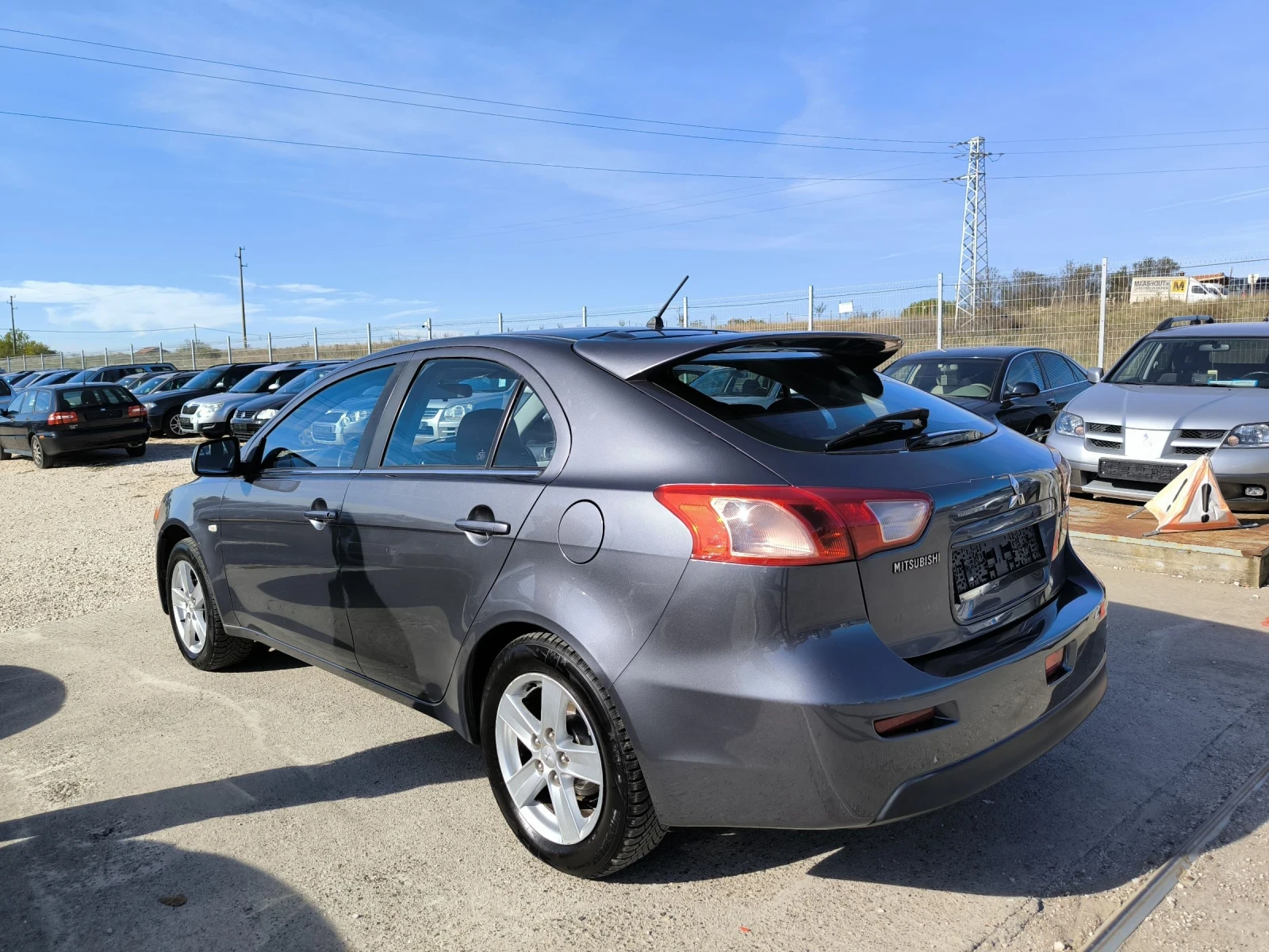 Mitsubishi Lancer 1.8i - изображение 7