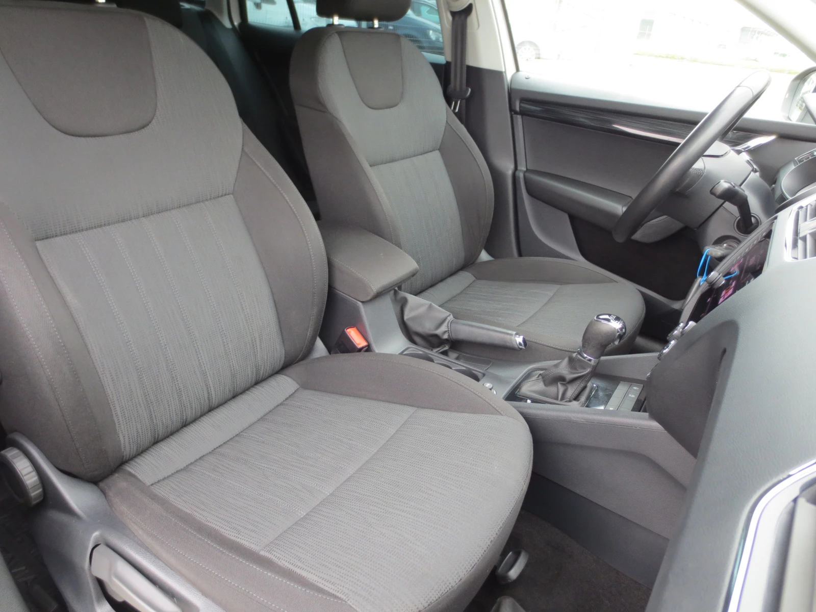 Skoda Octavia 2.0TDI* DSG*  | Mobile.bg � ����������� 14