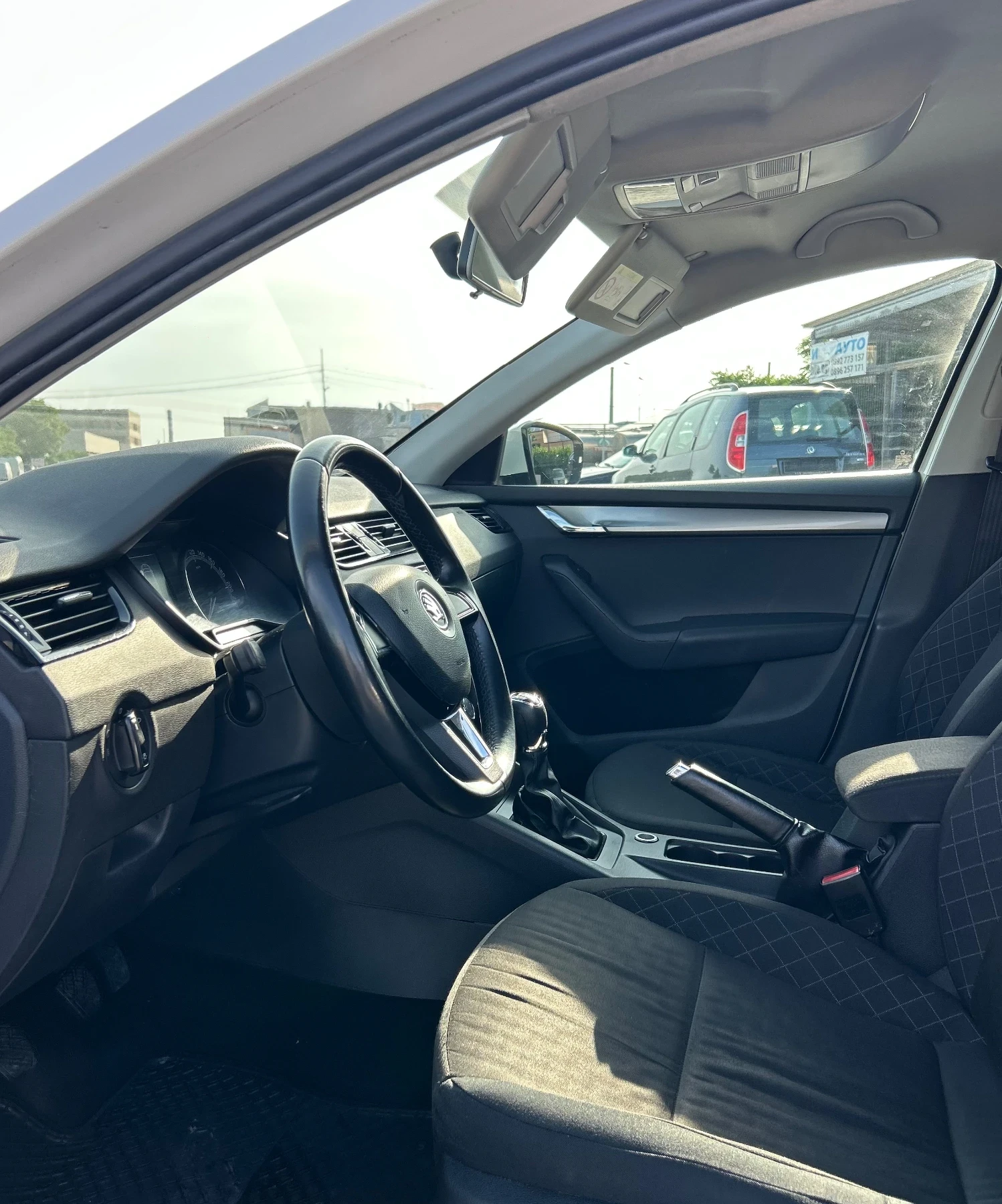 Skoda Octavia 1.4TGI бензин-Метан, снимка 11 - Автомобили и джипове - 53931004