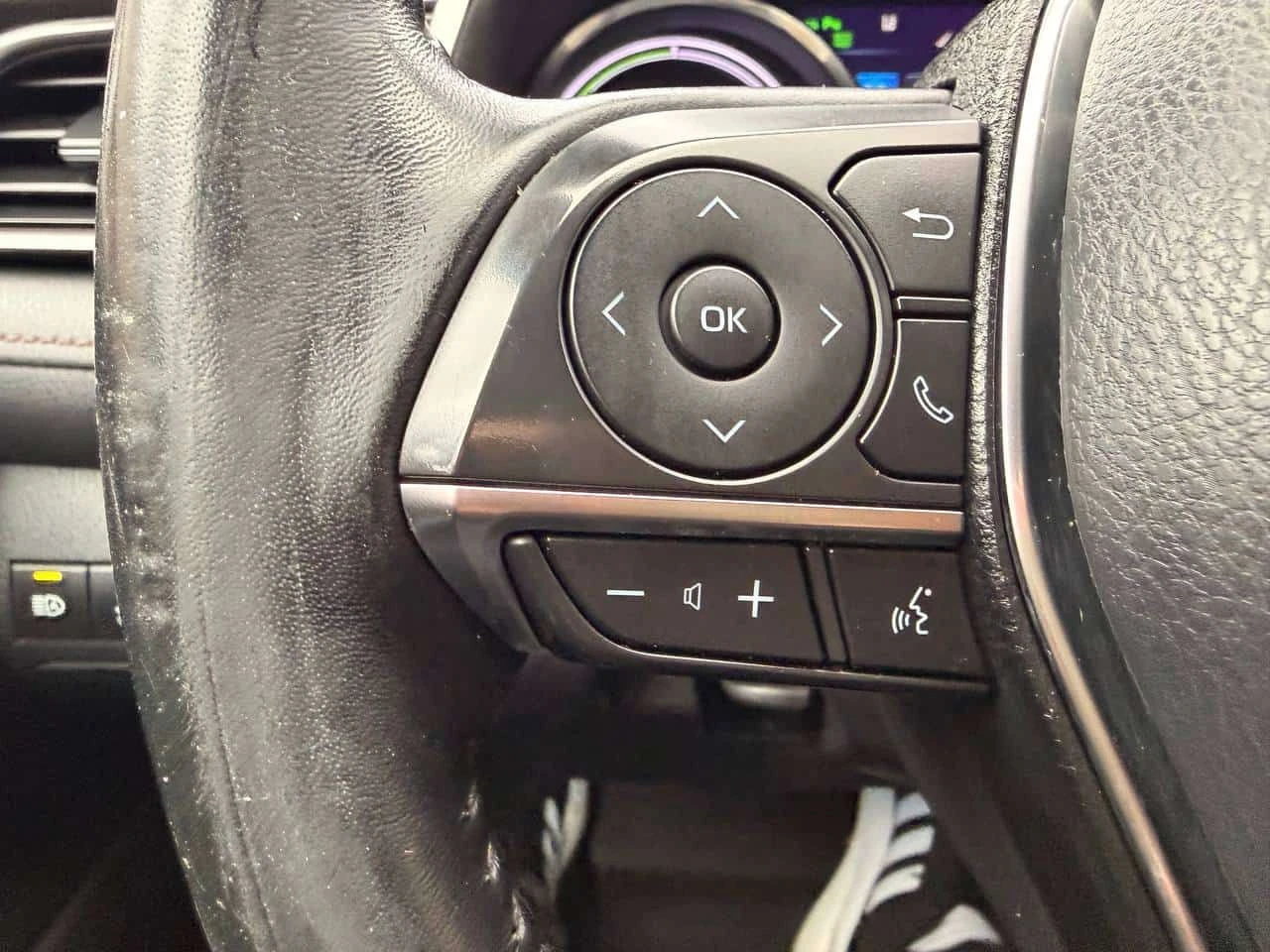Toyota Camry * Hybrid XLE Auto * АВТОКРЕДИТ* , снимка 16 - Автомобили и джипове - 55124780