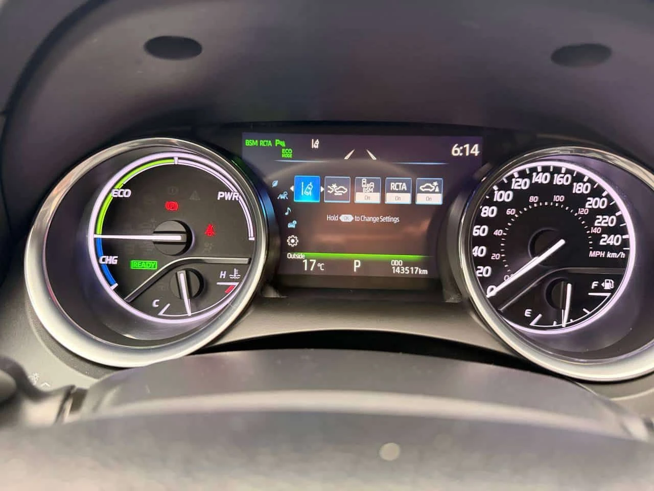 Toyota Camry * Hybrid XLE Auto * АВТОКРЕДИТ* , снимка 8 - Автомобили и джипове - 55124780