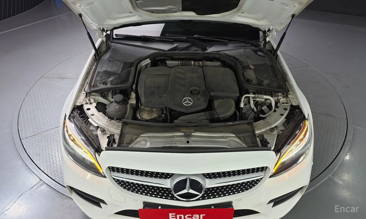 Mercedes-Benz C 220 4MATIC* AMG* LANE ASS* ШИБИДАХ* КАМЕРА* ПОДГРЕВ, снимка 6 - Автомобили и джипове - 55234845