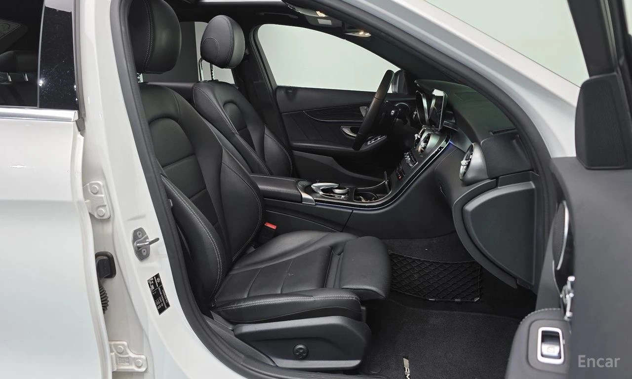 Mercedes-Benz C 220 4MATIC* AMG* LANE ASS* ШИБИДАХ* КАМЕРА* ПОДГРЕВ, снимка 9 - Автомобили и джипове - 55234845