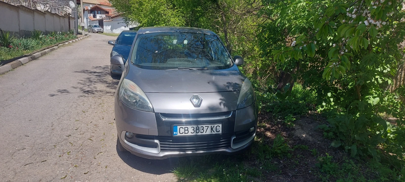Renault Scenic, снимка 3 - Автомобили и джипове - 55365196
