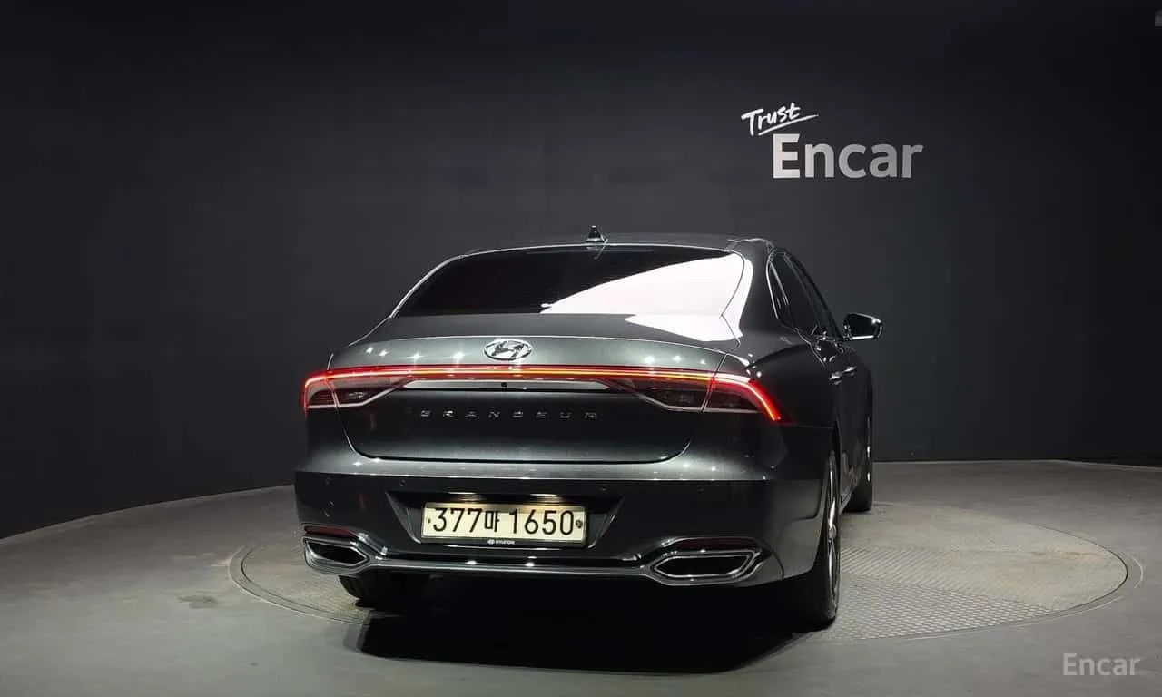 Hyundai Grandeur * 2.5 * ОПЦИЯ ЗА ФИНАНСИРАНЕ, снимка 4 - Автомобили и джипове - 55563877