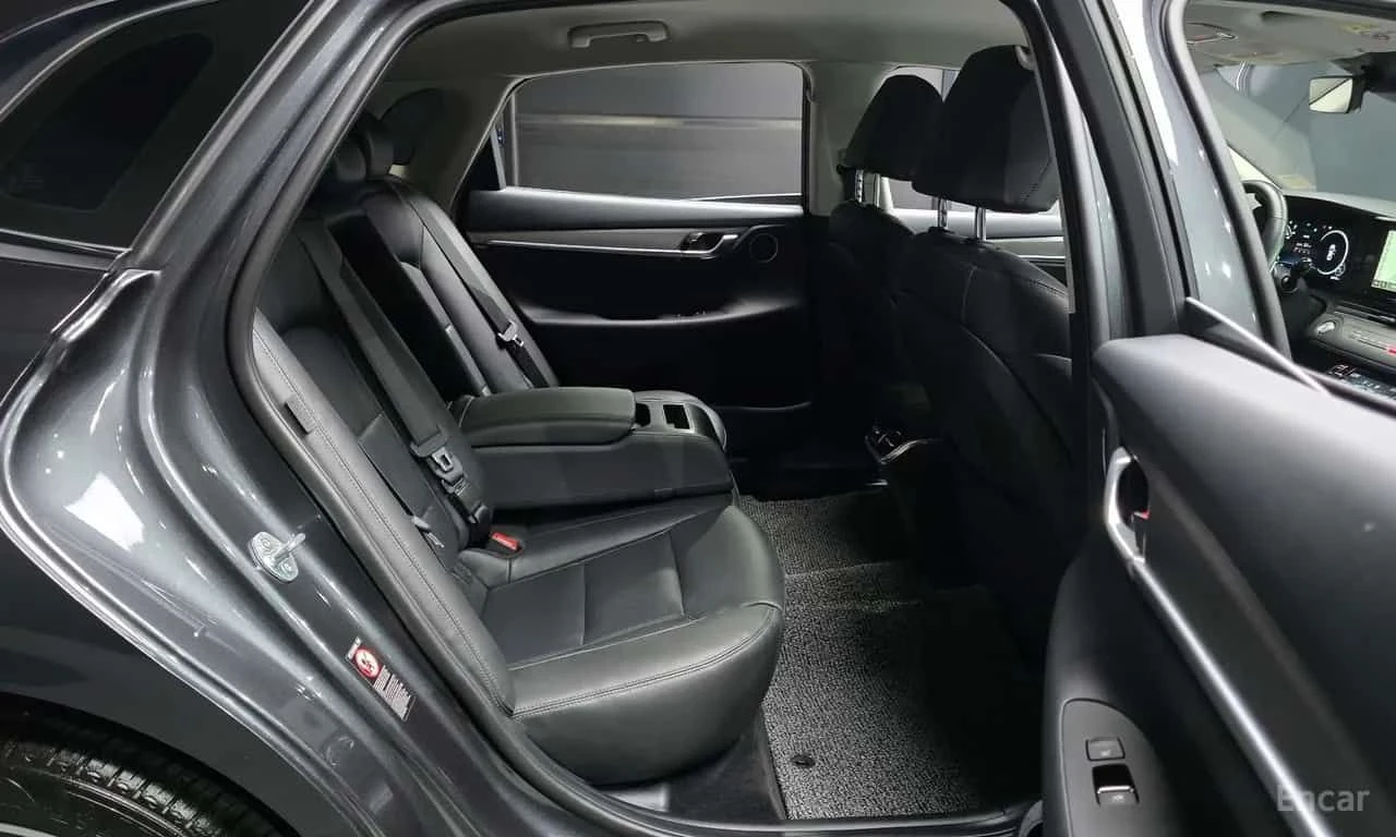 Hyundai Grandeur * 2.5 * ОПЦИЯ ЗА ФИНАНСИРАНЕ, снимка 12 - Автомобили и джипове - 55563877