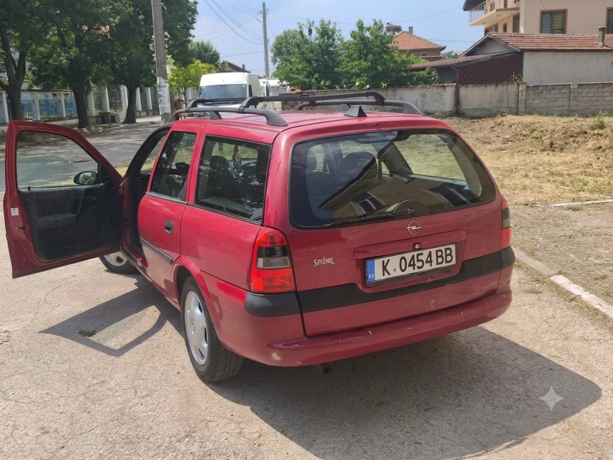 Opel Vectra 1.8 16V, снимка 2 - Автомобили и джипове - 56107479