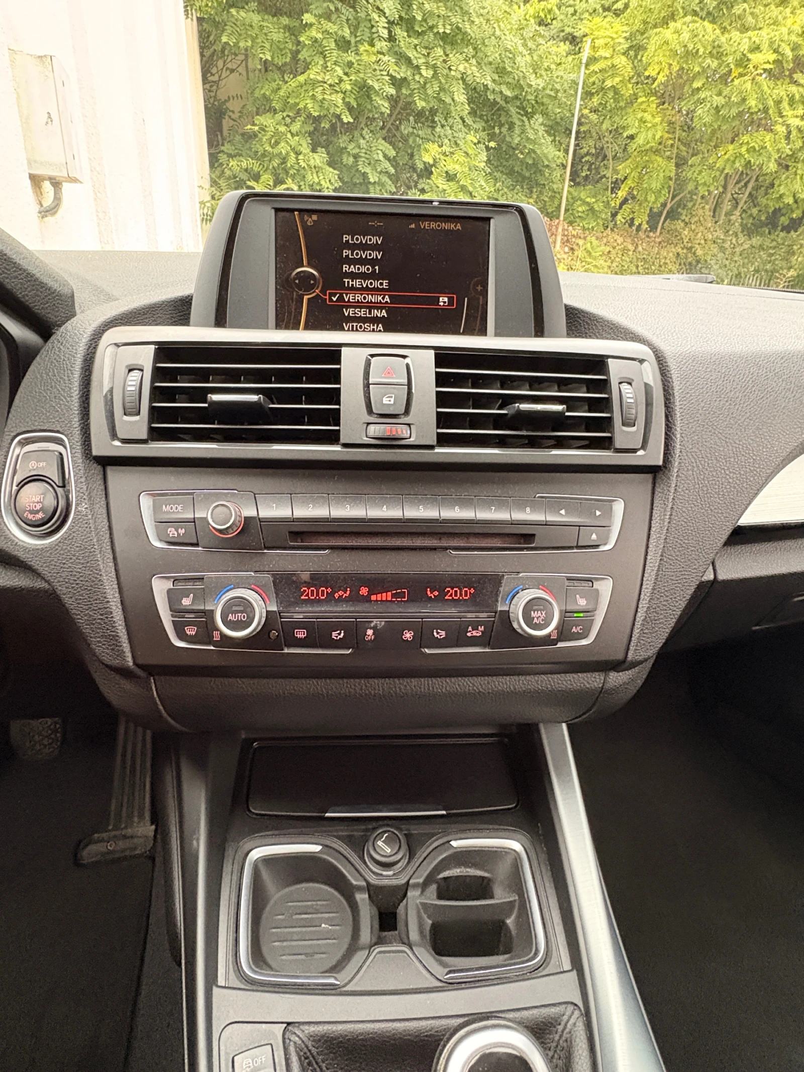 BMW 116 BMW 116i Sport Line | 2012 г. | 165 000 км | 6-ск., снимка 11 - Автомобили и джипове - 56179851