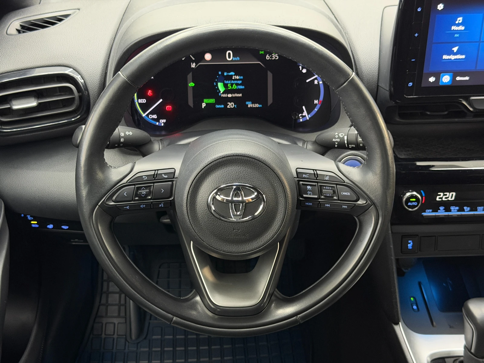 Toyota Yaris Cross 1.5 Hybrid* � ����� �������� ������� � TOYOTA  | Mobile.bg � ����������� 11