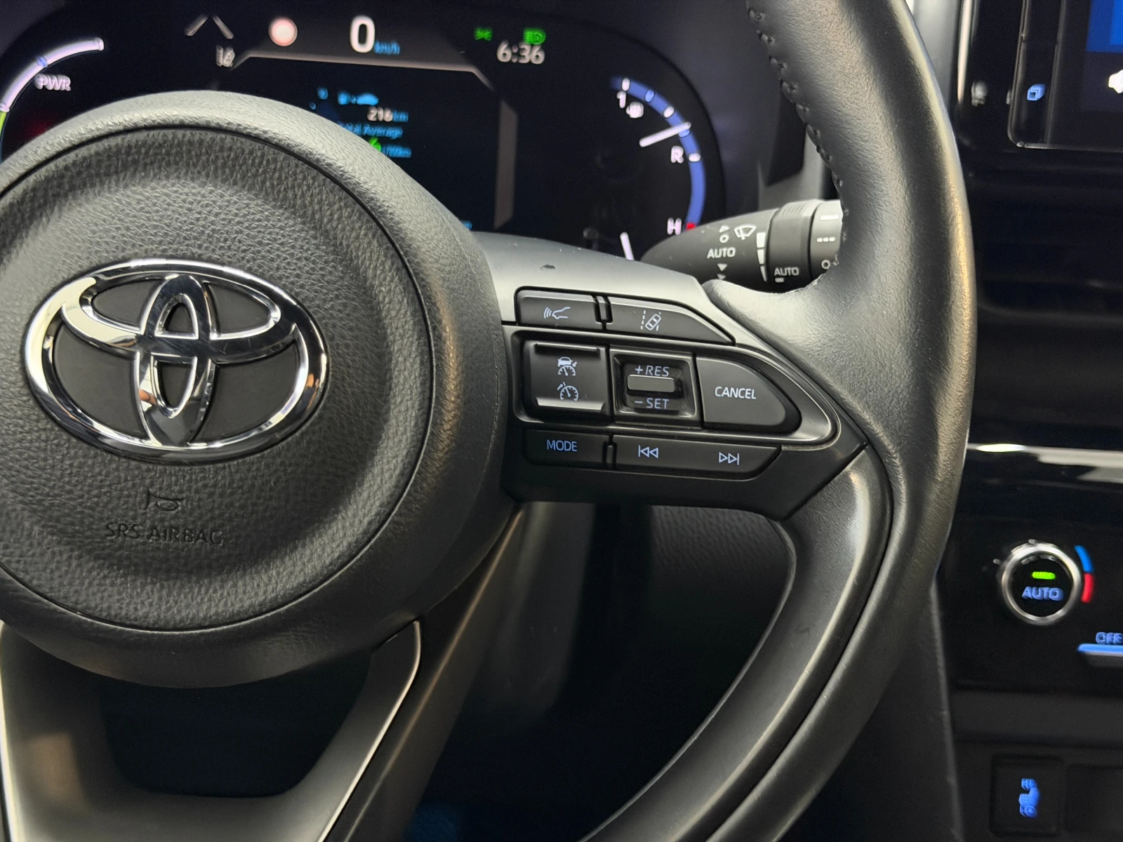 Toyota Yaris Cross 1.5 Hybrid* � ����� �������� ������� � TOYOTA  | Mobile.bg � ����������� 12