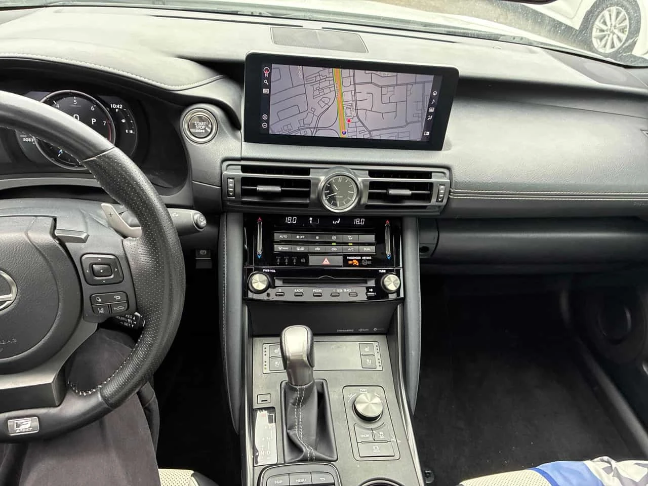 Lexus IS * 350 * CARFAX * , снимка 9 - Автомобили и джипове - 56375975