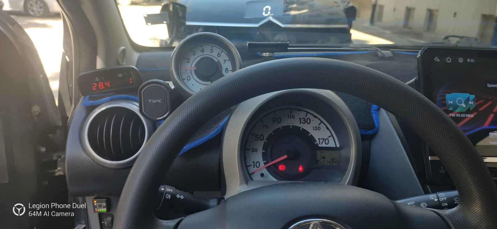 Toyota Aygo 1.0, снимка 14 - Автомобили и джипове - 56571574