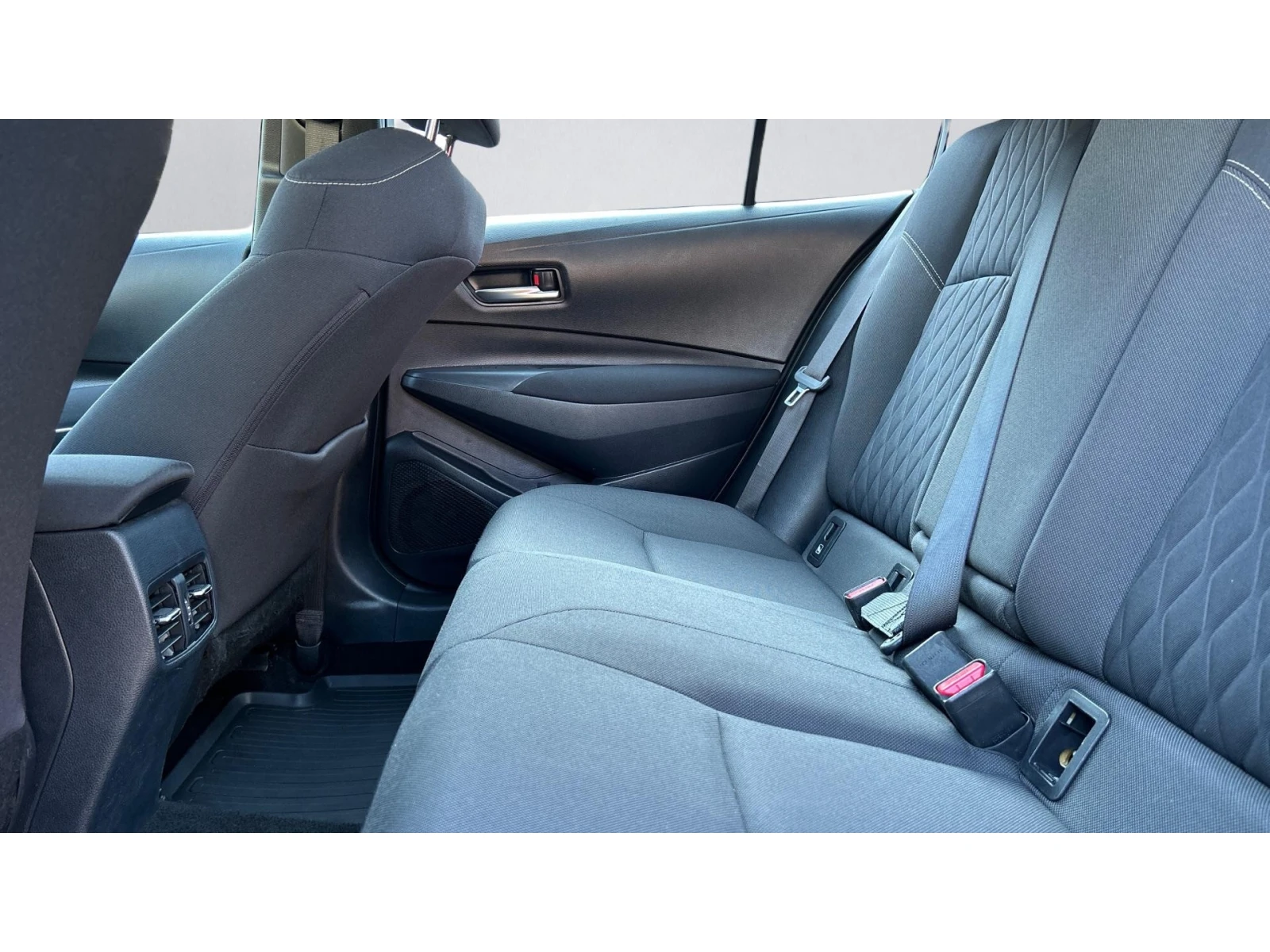Toyota Corolla Месечна вноска от 215  , снимка 15 - Автомобили и джипове - 56657768