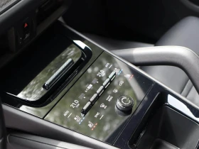 Porsche Cayenne Turbo E-Hybrid/Coupe/PCCB/PDCC Sport/PDLS+ /HuD/PE, снимка 9