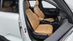 Volvo XC40 B4 Inscription* КОЖА* НАВИ* ПАНО* 360, снимка 10