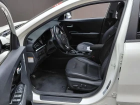 Kia Niro HEV/ ПОДГРЕВ/ КОЖА/ КАМЕРА/ LANE ASSIST, снимка 10